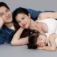 Đông Nhi sinh con