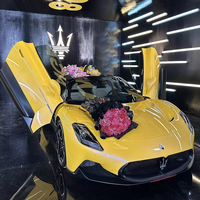 Điểm mặt dàn xe của vợ chồng DJ Ngân 98: Siêu xe Maserati MC20 Cielo