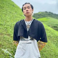 Con trai nghệ sĩ Vân Dung