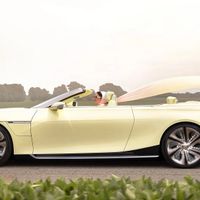 Cadillac Sollei Concept: Xe điện mui trần siêu sang, thanh lịch và công phu