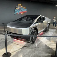 Tesla Cybertruck là xe trên 100.000 USD bán chạy nhất Mỹ