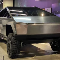 Tesla Cybertruck là xe trên 100.000 USD bán chạy nhất Mỹ