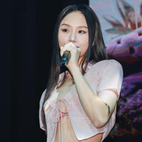 Miu Lê hẹn hò WEAN LE
