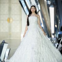 Show diễn Chung Thanh Phong