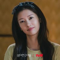 Cách Jung So Min dùng thời trang nói lên tính cách nhân vật trong Chuyện tình nhà bên
