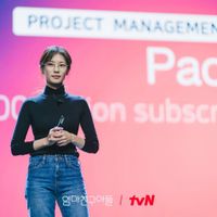 Cách Jung So Min dùng thời trang nói lên tính cách nhân vật trong Chuyện tình nhà bên
