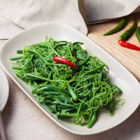 Rau muống xào tỏi