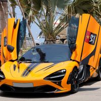 Vợ chồng Đoàn Di Băng đang sở hữu những loại siêu xe nào