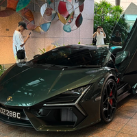 Loạt siêu xe Lamborghini Revuelto có mặt tại Singapore