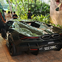 Loạt siêu xe Lamborghini Revuelto có mặt tại Singapore