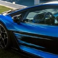 Siêu xe Lamborghini Revuelto với màu sơn tốn gần 500 giờ thực hiện
