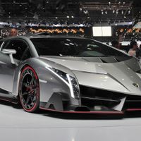 Siêu phẩm Bugatti La Voatio Noire đắt nhất thế giới