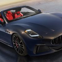 Maserati GranCabrio 2024: Mẫu xe mui trần tuyệt đẹp với công suất 542 mã lực