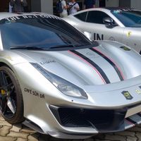 Dàn siêu xe của ông Đặng Lê Nguyên Vũ tập hợp trước Gumball 3000