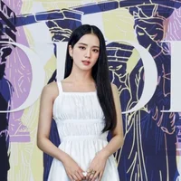 Jisoo (Blackpink) góp mặt trong chiến dịch quảng bá túi xách Lady Dior