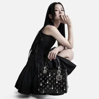 Jisoo góp mặt tại Lady Dior