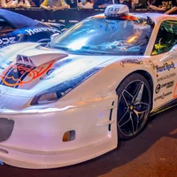 4 xe khủng hút view nhất Gumball 3000: Đính kim cương, có chiếc dùng băng dính cố định bodykit