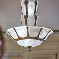 Choáng ngợp BST nội thất pha lê cao cấp có giá lên đến 4,3 tỷ đồng/sản phẩm, phải đặt trước 2 năm vẫn được giới thượng lưu "săn đón"