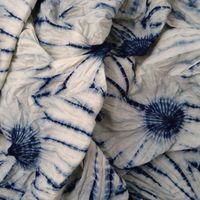 Shibori: Sắc chàm giản dị trong trang trí nhà cửa