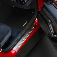 Mô hình siêu xe Ferrari 12Cilindri có giá gần 450 triệu VNĐ