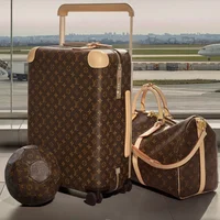 Vali du lịch Louis Vuitton