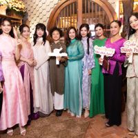 Trương Quỳnh Anh trở thành bà chủ quán chay