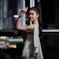 Trương Quỳnh Anh dự tiệc tối cùng sao Thái – Ohm Pawat