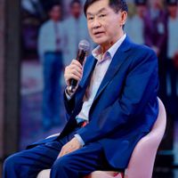 Doanh nhân Johnathan Hạnh Nguyễn