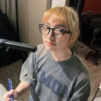 Cô gái lai được chú ý ở Em xinh