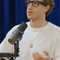 Mark Zuckerberg chi 310.000 USD cho đồng hồ chỉ để xem giờ