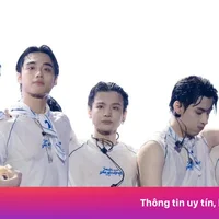 30 anh trai 'say hi' đang bị vắt kiệt?