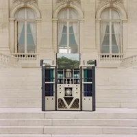 ‘Khai mở’ những chiếc rương độc đáo của Louis Vuitton