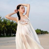 Gu ăn mặc sexy trong 4 lần mang thai của con gái Minh Nhựa
