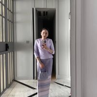 Tủ đồ hàng hiệu của nữ Thủ tướng trẻ nhất Thái Lan