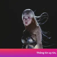 Phùng Khánh Linh mạo hiểm