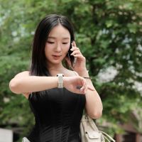 Smartwatch ‘thời trang’ đáp ứng nhu cầu linh hoạt của người trẻ