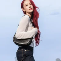 Minh Hằng thay đổi diện mạo