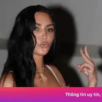Kim Kardashian vắng mặt trong tiệc đồ ngủ của tỷ phú Jeff Bezos
