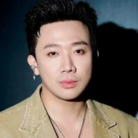 Nghệ sĩ Việt đau buồn vụ lật tàu trên vịnh Hạ Long