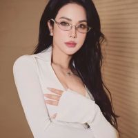 Erik, Diệp Lâm Anh ủng hộ người dân Nghệ An 100 triệu đồng