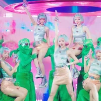 Cuộc chiến game show giữa các 