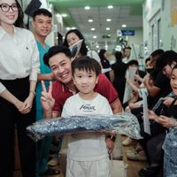 Gia đình ông Johnathan Hạnh Nguyễn tặng 1,52 tỷ đồng cho tổ chức Smile Train