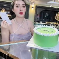 Ngân Collagen gây tranh cãi vì khoe thư tay của Louis Vuitton