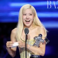 Rosé viết nên lịch sử VMAs 2025 với “APT.”