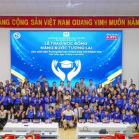 “Nâng bước tương lai” – Tấm lòng của ông Johnathan Hạnh Nguyễn – Chủ tịch Tập đoàn đồng IPP dành cho thế hệ trẻ Khánh Hòa