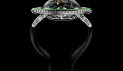 MB&F HM7 Aquapod: Mang nhịp đập Flying Tourbillon tỏa sáng