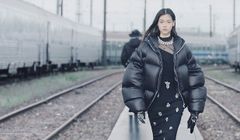 Givenchy resort 2022: Khát vọng tự do của tuổi trẻ