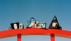 BST LOEWE x Spirited Away: Mang anime Nhật Bản đến gần với thời trang