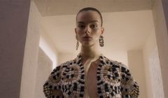 Fendi Haute Couture Thu Đông 2021/22: Vũ điệu tinh tế sang trọng