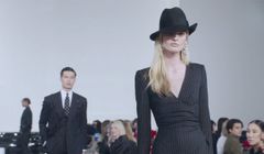 Ralph Lauren - Fall/Winter 2022: Bữa tiệc đêm của giới thượng lưu
